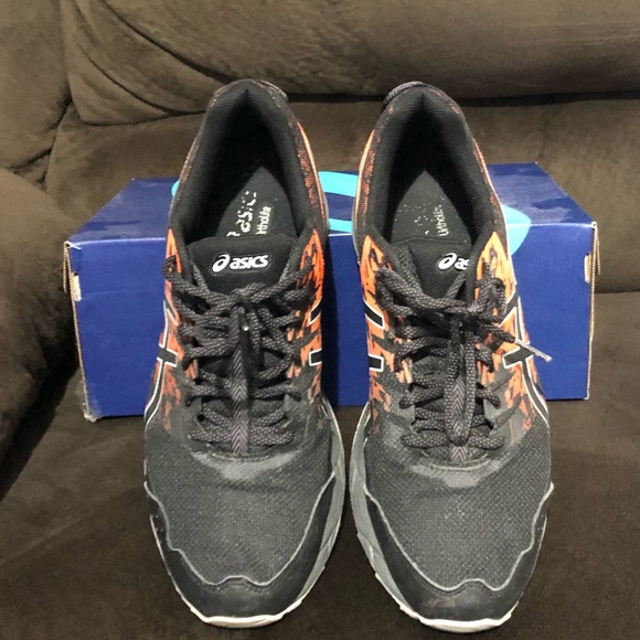 Men’s ASICS running sneakers - size 11.5 - Picture 3 of 5